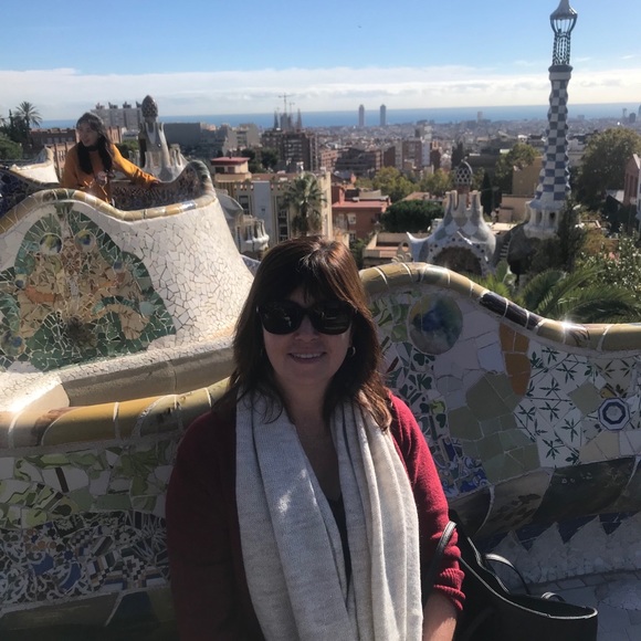 Meet your Posher - Picture 3 of 3